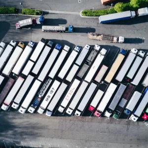 Evento Transporte do Futuro reúne líderes de empresas como Adidas, Mercado Livre, Nestlé, PepsiCo, Magalu e Carrefour